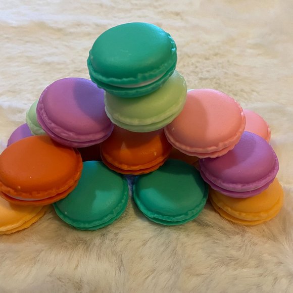 Other - Macaroon Jewelry Organizer